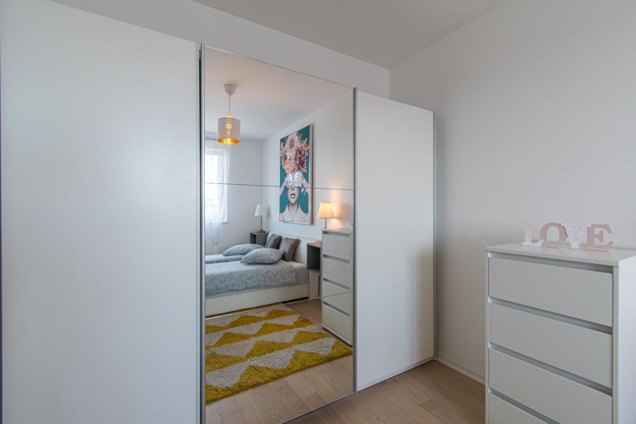 Flexible Selfcheckins 32 - Zagreb - Garage - Electric Vehicle Ccharger - Big Loggia - New - Apartments Repinc 32 Εξωτερικό φωτογραφία